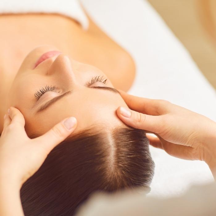 gesichtsmassage